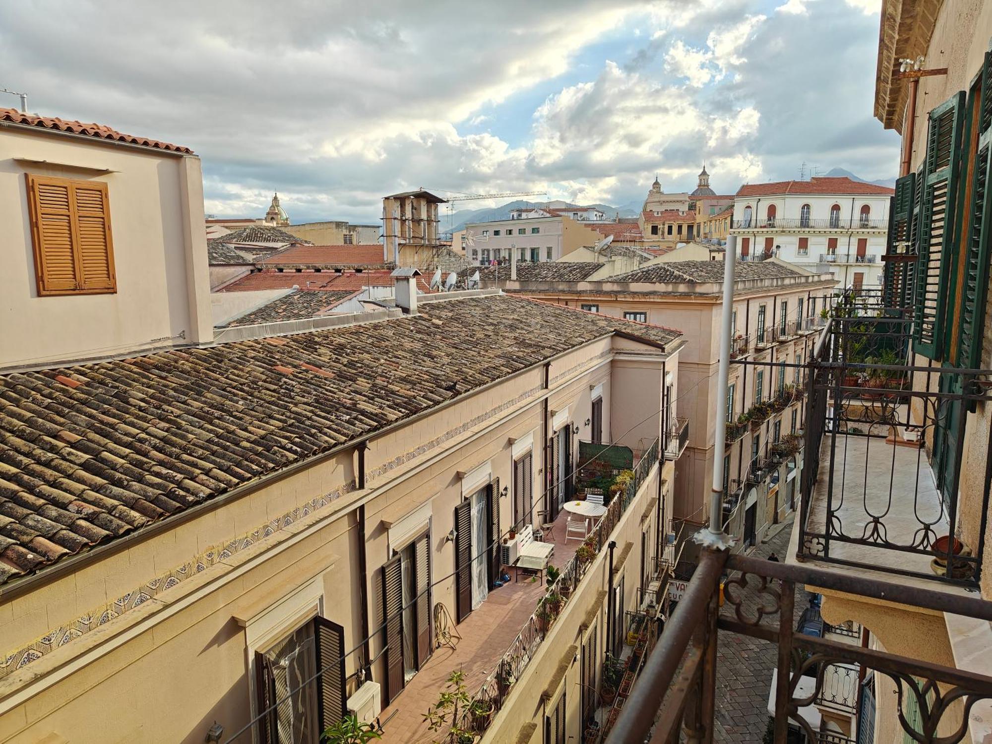 Casetta Caladi Small - Palermo Centro Storico Esterno foto